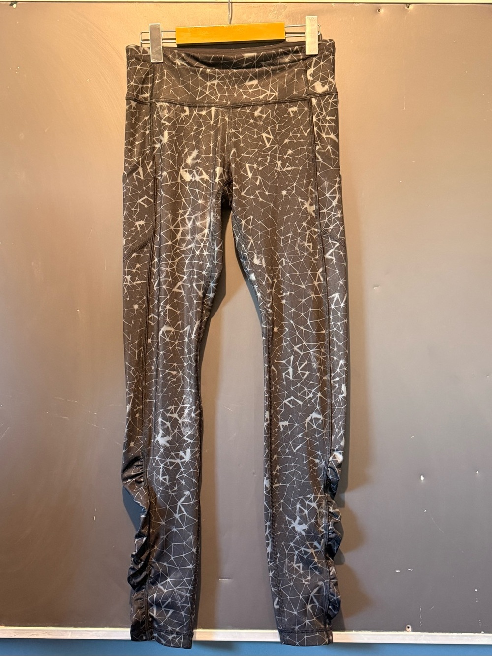 lululemon athletica Black Geometric Print Leggings with Ruched Hem